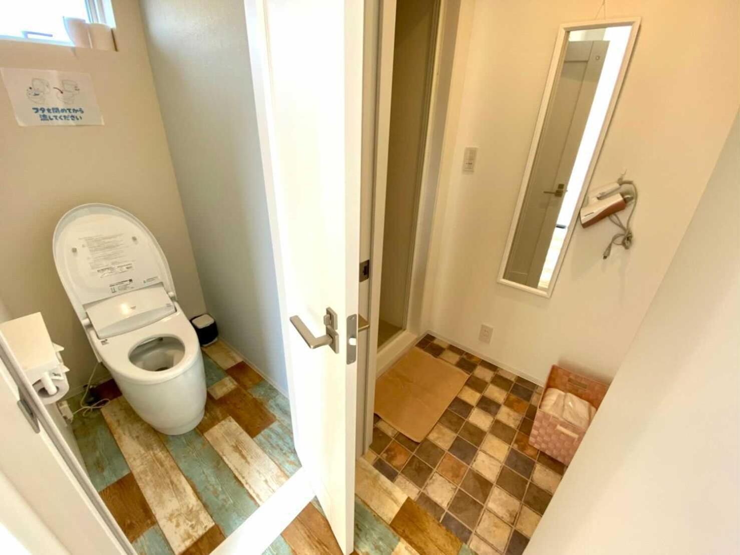 פוג'יקאוואגוצ'יקו Camp＆Cottage The Door מראה חיצוני תמונה